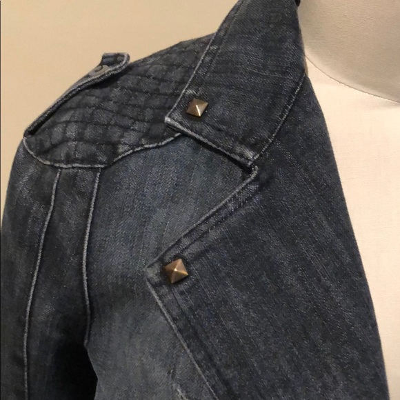 Jean jacket with studs - Picture 4 of 7